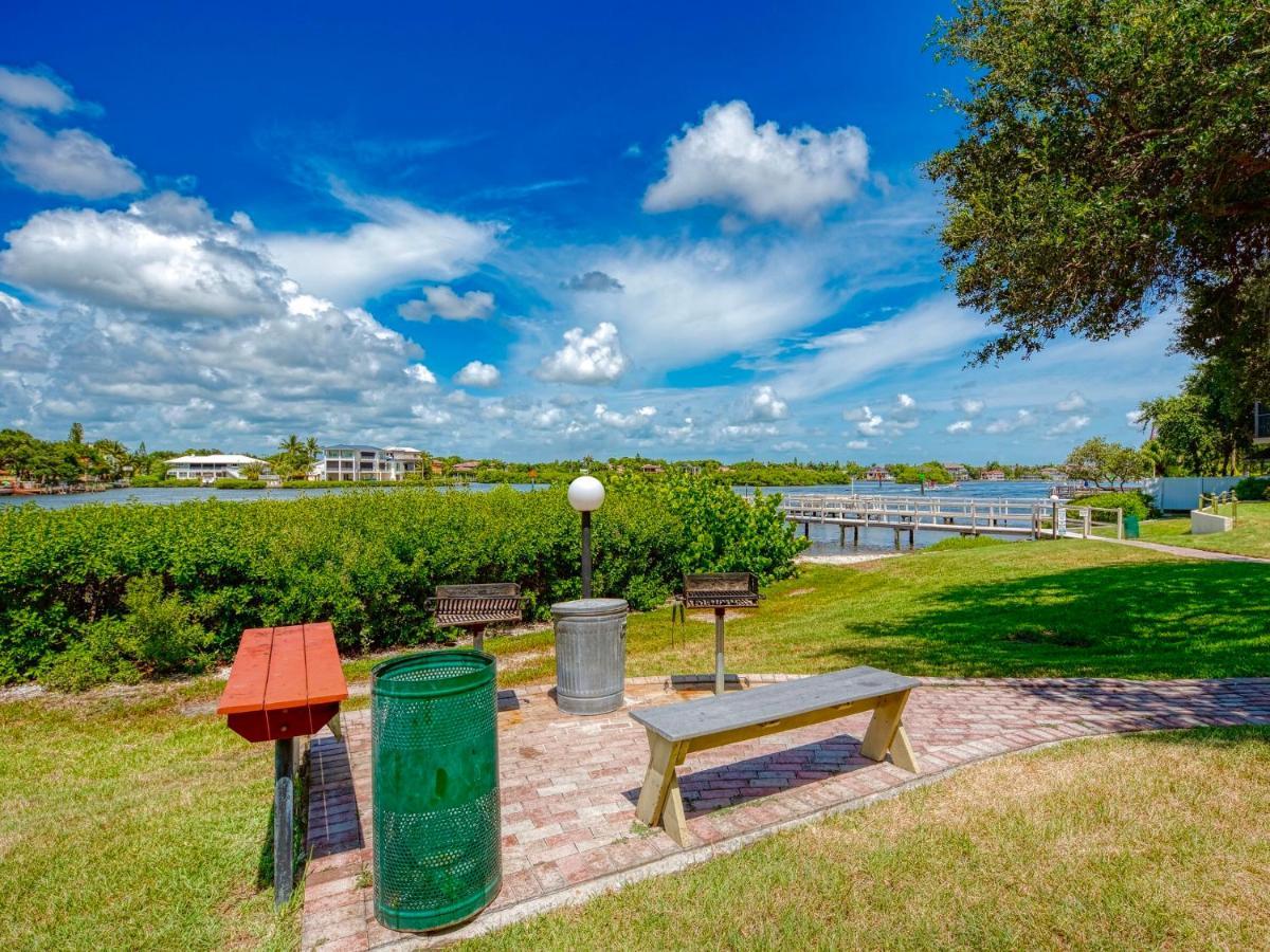 Luxury Waterfront Views - Heated Pool - 1400Sf Duplex - Minutes To The Beach Siesta Key Eksteriør billede
